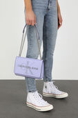 תמונת כל הלוק של Shoulder Bag in Lavender
